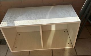 Estantería blanca de madera