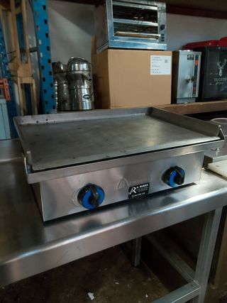 Plancha gas marca Mundigas