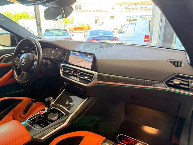 BMW M4 Competition M Race Track