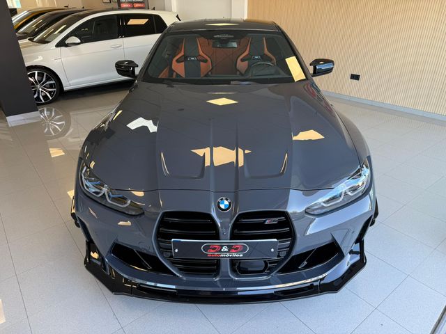 BMW M4 Competition M Race Track