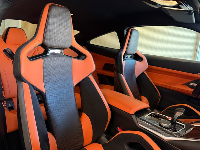 BMW M4 Competition M Race Track