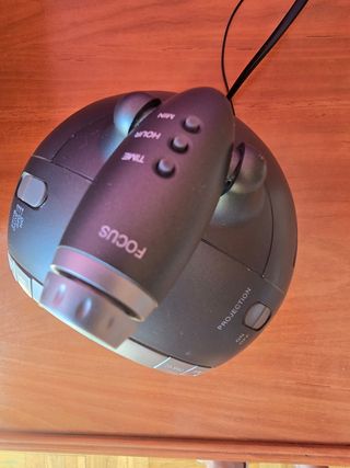 Reloj despertador proyector hora