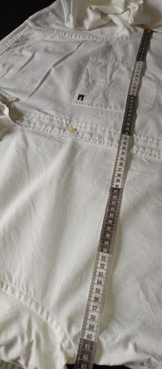 Camisa Tommy Hilfiger blanca - Vintage
Talla L gra