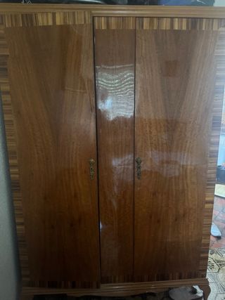 Armario madera 3 puertas