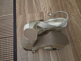 Zapatos tacón nuevos sin estrenar Xti 39