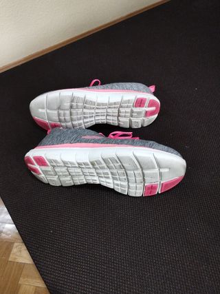 Zapatillas Skechers Gris Rosa