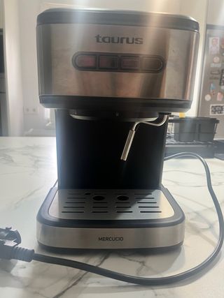 Cafetera Espresso Taurus Mercucio