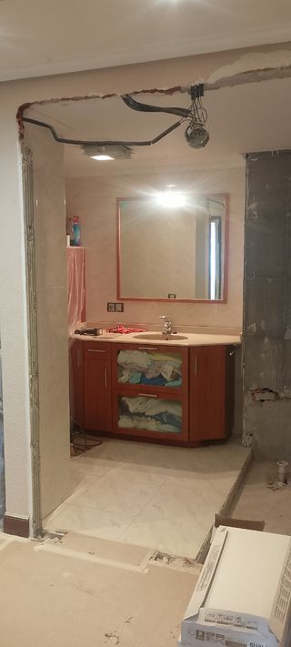 Reformas y obras hrnos segade
TLF: 747452005
