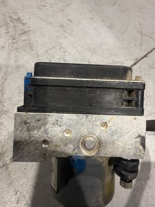 Módulo ABS Hyundai i30 (05-10)