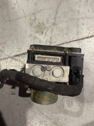 Módulo ABS Hyundai i30 (05-10)