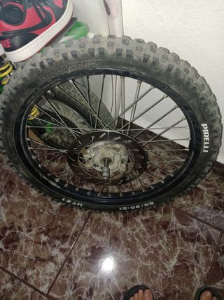 Llanta Delantera Derbi Senda 2002