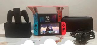 Nintendo Switch - Azul y Rojo