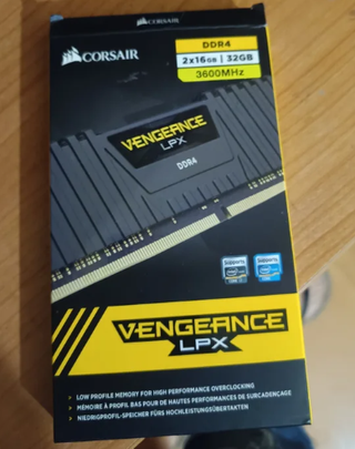 RAM Corsair Vengeance LPX DDR4 32GB