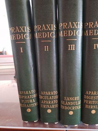 Praxis Médica. Colección