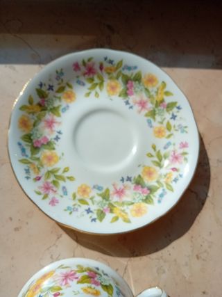 Tazza  the Colclough Bone China floreale