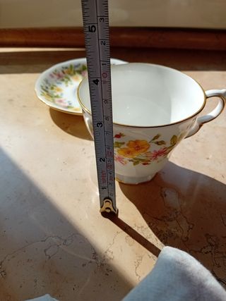 Tazza  the Colclough Bone China floreale