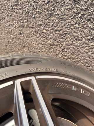 Llantas AMG 18" - Neumáticos