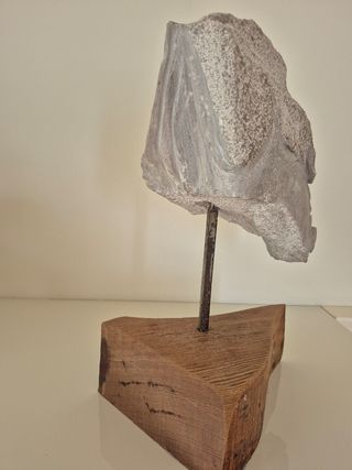 Scultura testa di cavallo in pietra