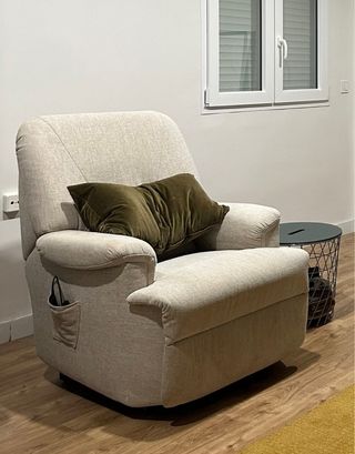 SOFÁ ELÉCTRICO RECLINABLE Y ELEVABLE