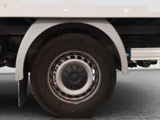 Volkswagen Crafter L4 con PLATAFORMA 140cv 2025