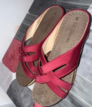 Sandalias rojas Dr. Shoes