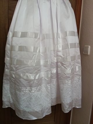 Vestido comunión niña blanco sin estrenar.