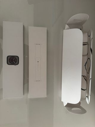 Apple Watch Serie 8 - Acciaio, Wi-Fi + Cellulare