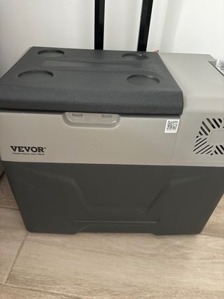 Nevera Vevor compresor 12v portátil nueva ( 1 uso)