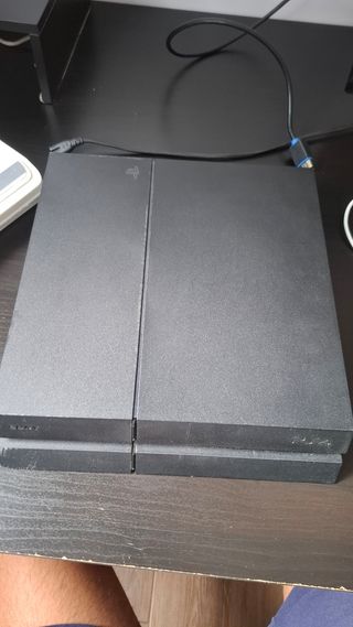 PS4 con mando +  juego
