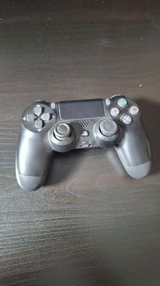 PS4 con mando +  juego