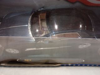 Coche Cadillac Sixteen 1/18 Rico