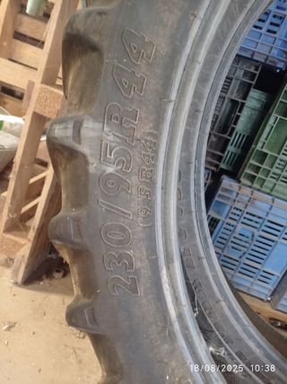 Neumáticos tractor 230/95R44