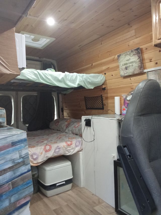 Ford Transit 2002 se acepta cambio por coche