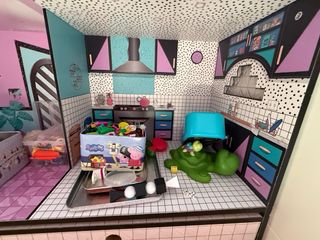 Casa LOL Surprise + de 30 Muñecas y accesorios
