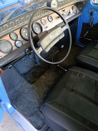 Renault 8 2025