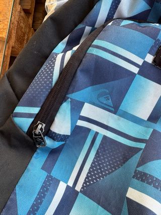 Mochila Quiksilver - Azul y Negra
