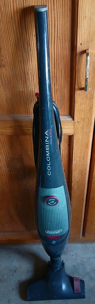 Scopa Elettrica Colombina Delonghi