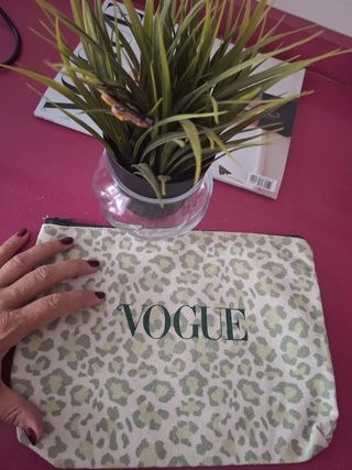 Neceser Vogue estampado leopardo