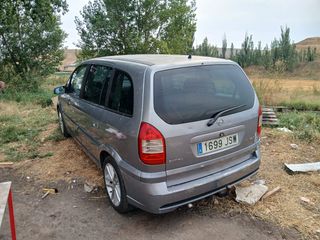Opel Zafira 2005