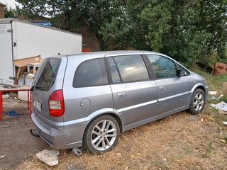 Opel Zafira 2005