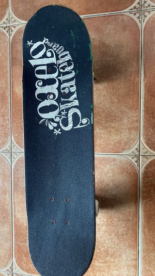 Monopatín Skyboard usado