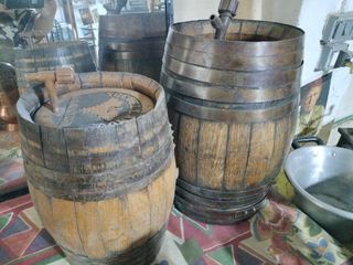 2 Antiche botti in legno o botte da decorare