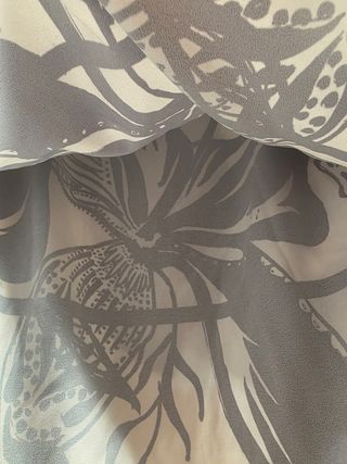 Minigonna Desigual fiori bianco-nero