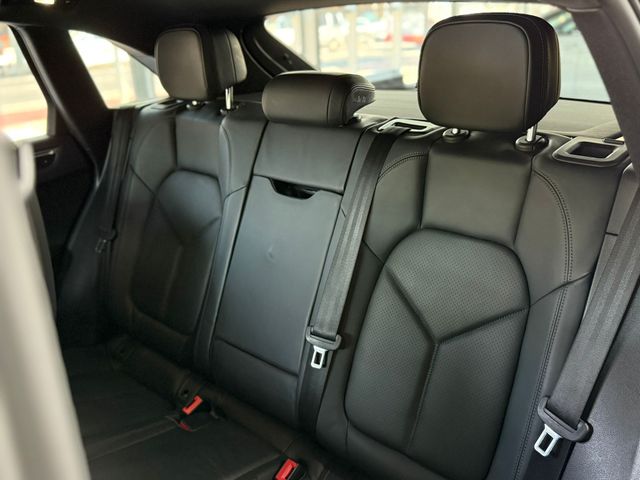 Porsche Macan S 2022