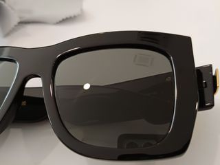 Gafas Gucci GG1688S - Negras/Doradas