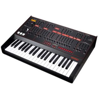 Sintetizador Behringer Odyssey