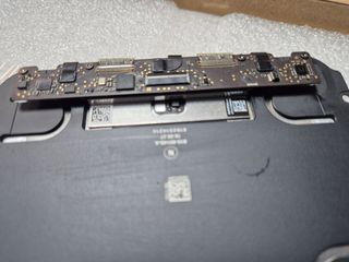 Touchpad plateado para portátil