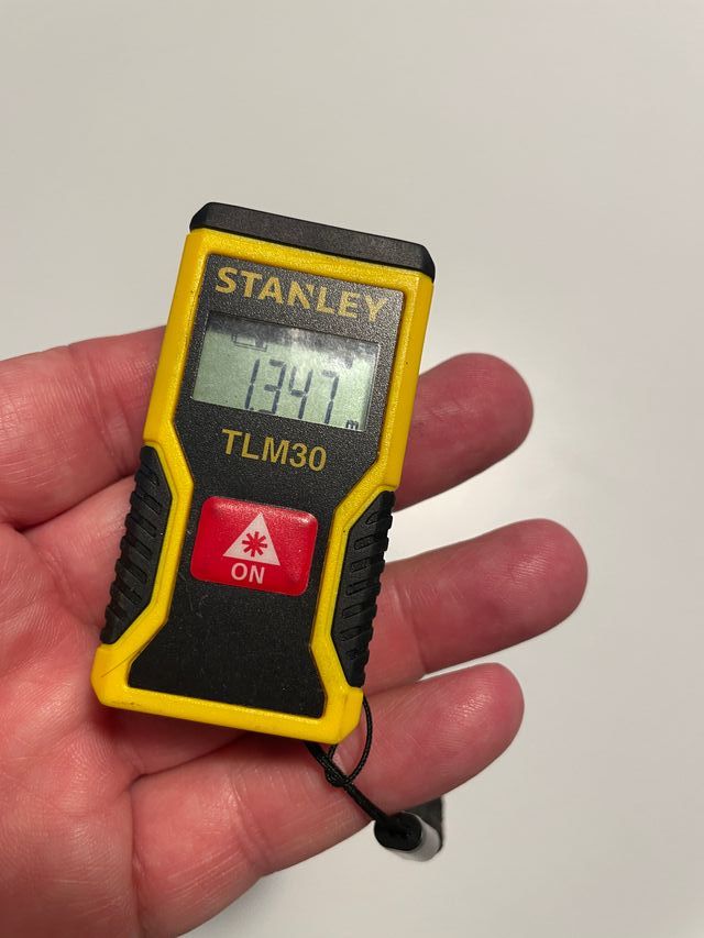 Medidor láser Stanley TLM30