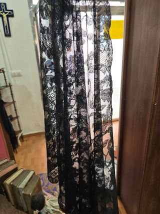Mantilla encaje negro 1,80x0,90