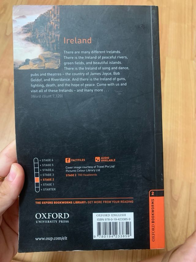 Oxford Bookworms Factfiles: Ireland: Level 2: 7...